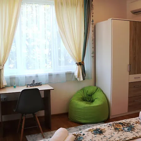 Sea Port Celebrity - Lets4holiday Apartament *