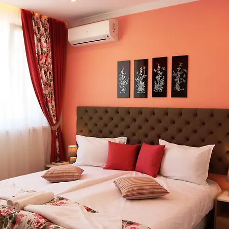 Sea Port Celebrity - Lets4holiday Apartament Varna