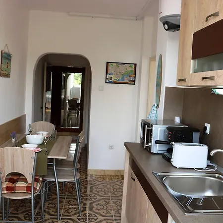 Apartament Sea Port Celebrity - Lets4holiday *